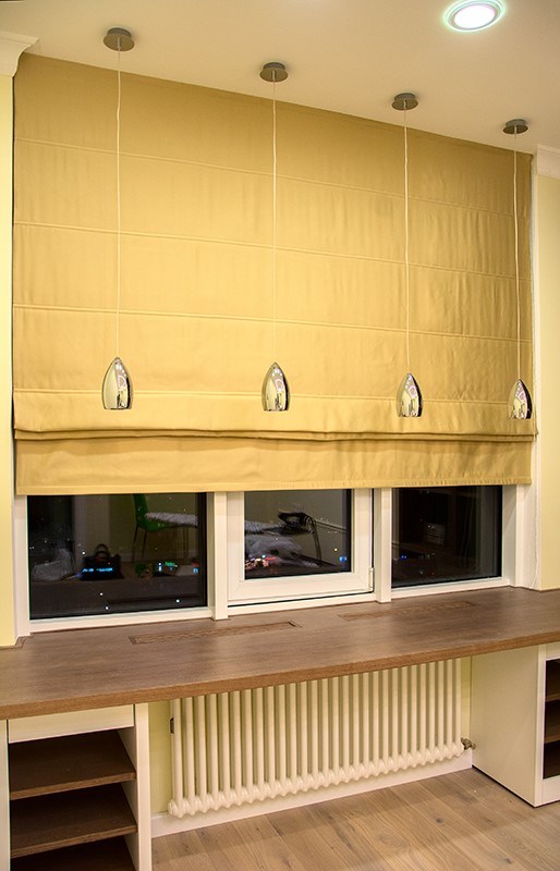Бархатные шторы в кухню